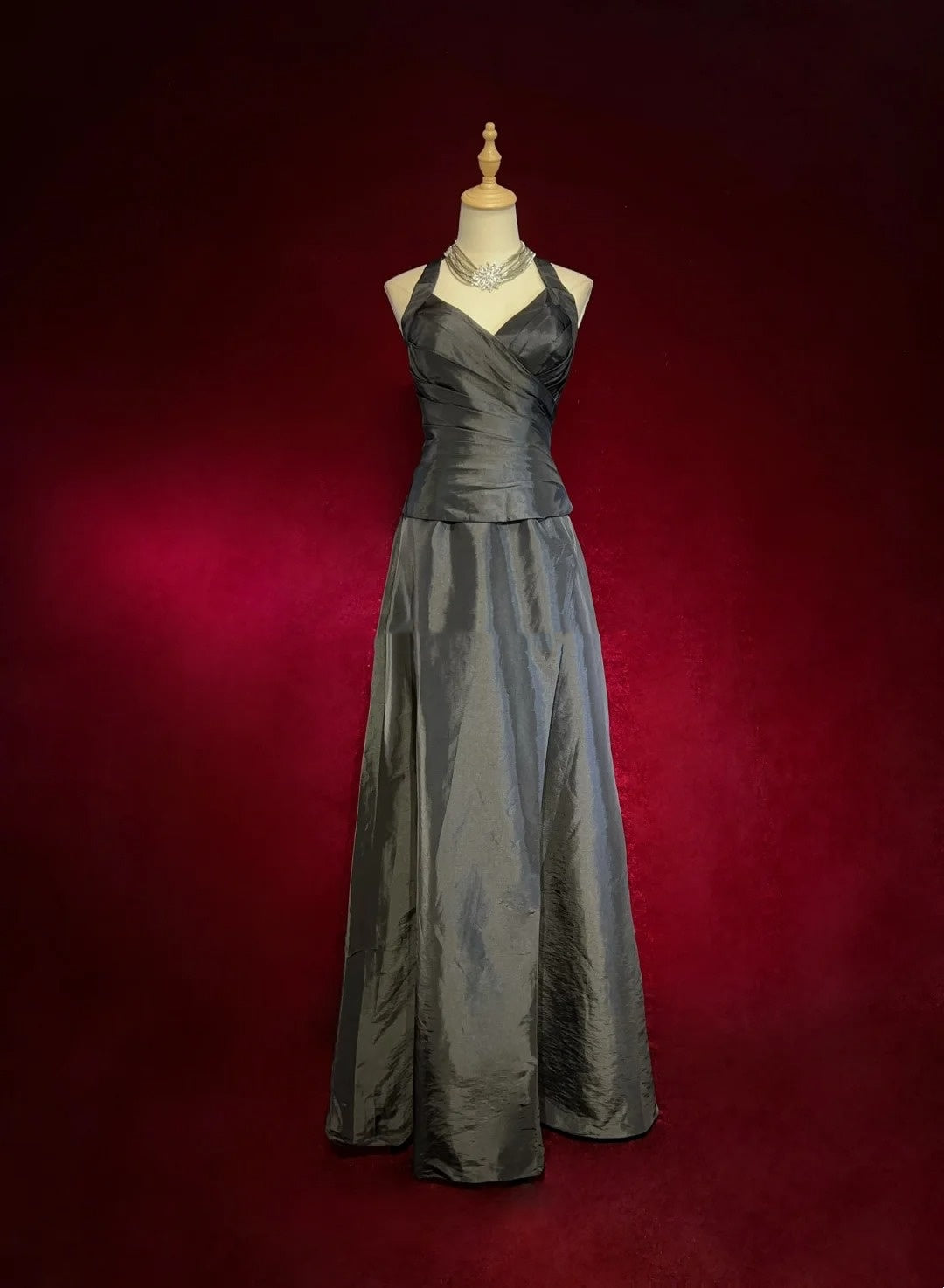 Classy Prom Dresses A line Halter Black Taffeta Black Tie Dress With Ruffle Long Formal Gown N2899