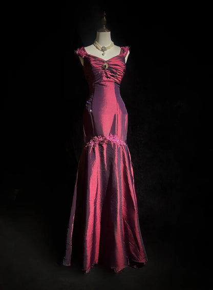 Vintage Prom Dresses Mermaid Sweetheart Burgundy Taffeta With Applique Long Formal Dress N2445