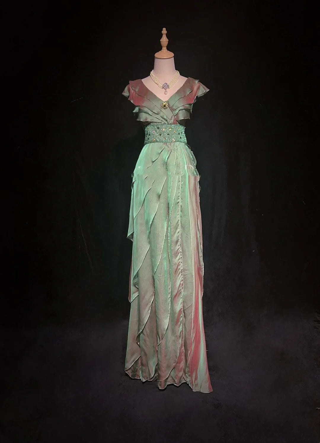 Classy Prom Dresses A line V Neck Green Tiered Layers Chiffon With Ruffle Long Formal Dress N2897