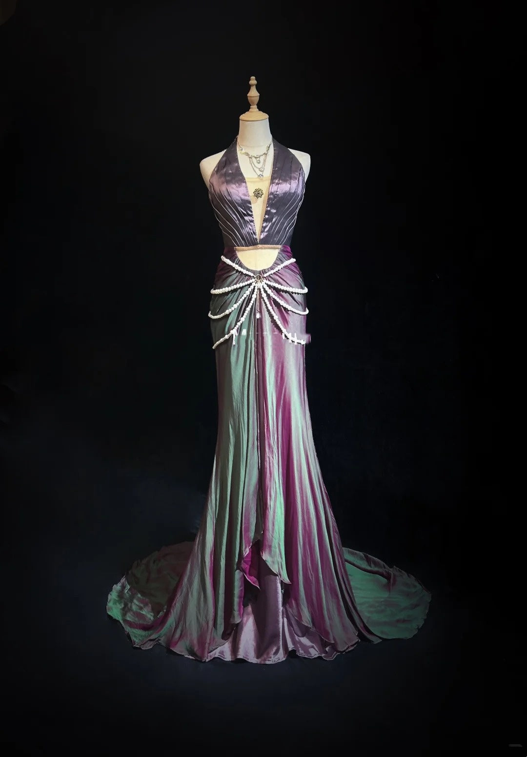 Glamour Prom Dresses Mermaid Halter Grape With Pearls Formal Evening Outfits N3851