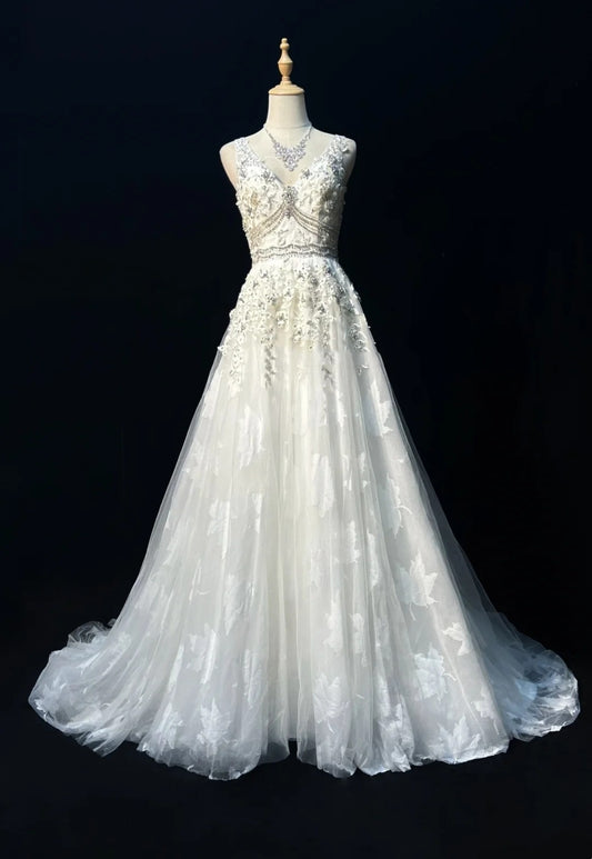 Modest Prom Dresses A line V Neck White Tulle Lace Sleeveless Long Formal Evening Outfits N3618