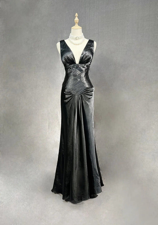 Modest Prom Dresses Mermaid Halter Black Satin With Ruffled Long Evening Outfits N3466