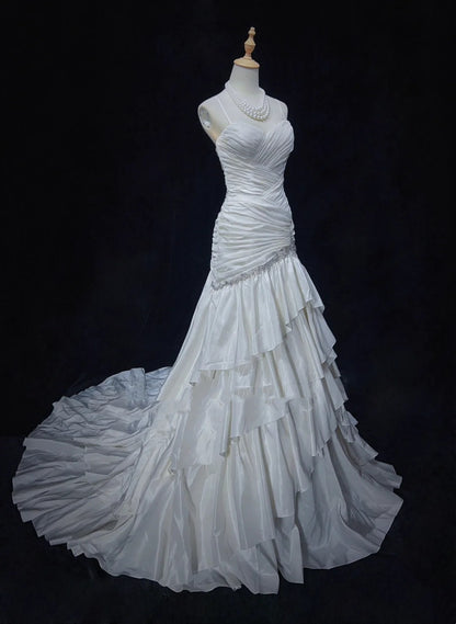 Unique Wedding Dresses Mermaid Spaghetti Strap Beach Boho Satin With Tiered Layers White Long Bridal Gown N3612