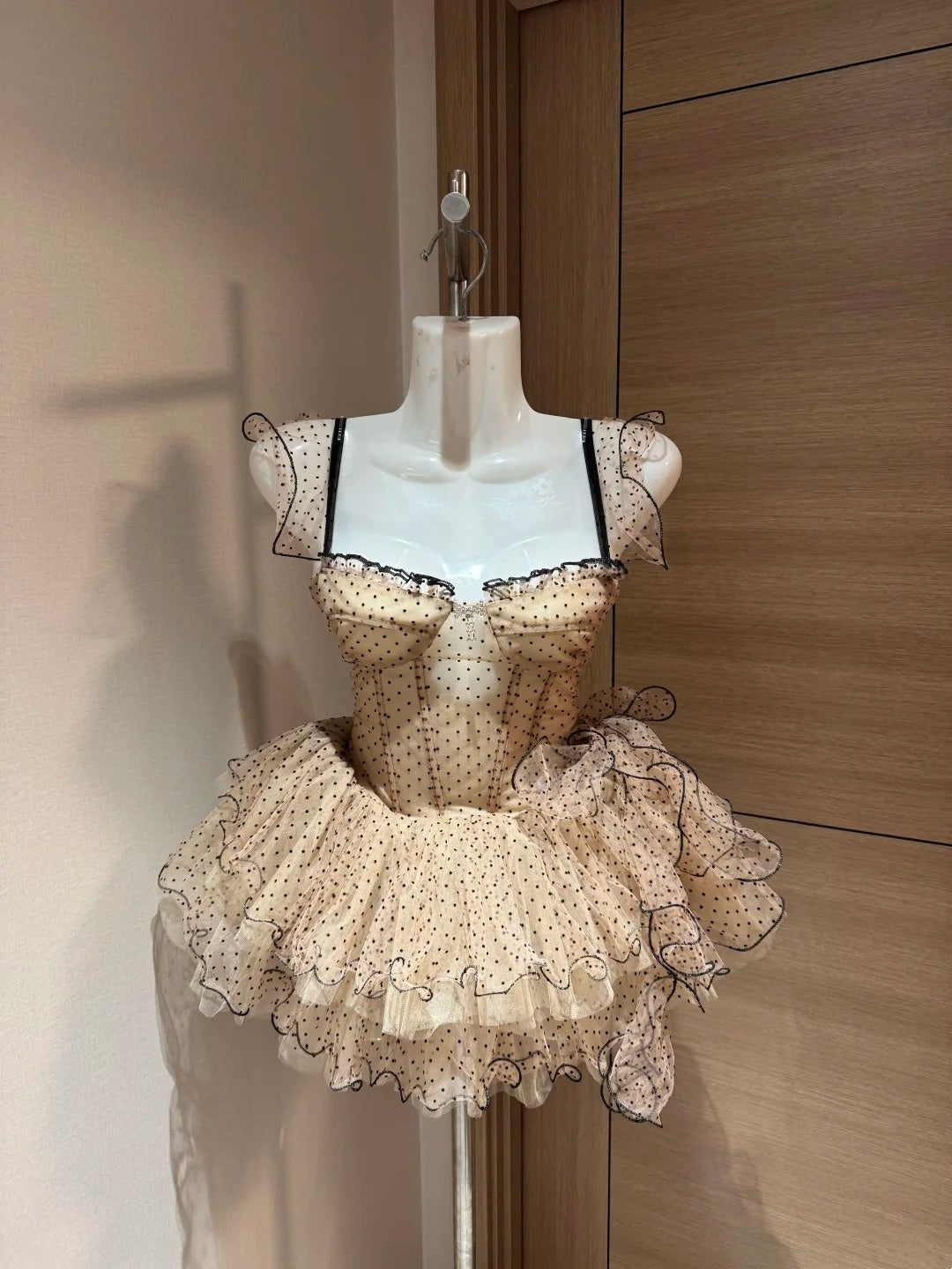 Cute Ball Gown Sweetheart Tulle Champagne Night In Rio Senior Inspo Hoco Dress Ideas Homecoming Dresses RB4029