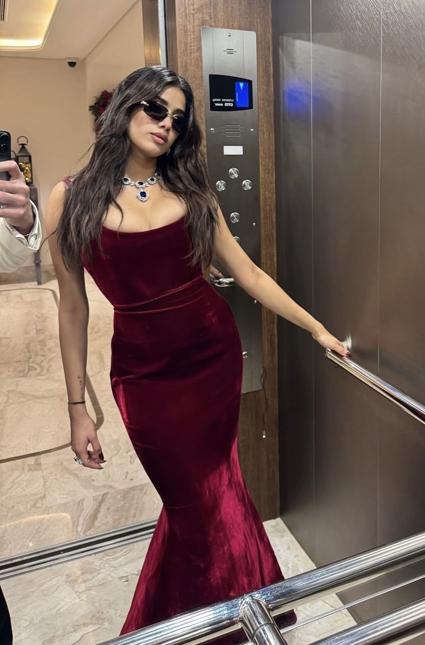 Classy Mermaid Spaghetti Straps Burgundy Velvet Inspo For Women Girls Formal Party Gowns Long Prom Dresses AB1810