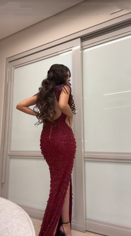 Gorgeous Mermaid V Neck Burgundy Sequins Beaded Bodice Prom Dresses Long Formal Party Gown AB355