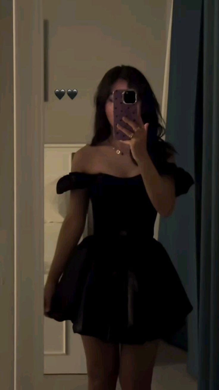 Cute Ball Gown Off The Shoulder Black Freshman High Shool Grad Short Mini Hoco Outfits Homecoming Dresses RB4426