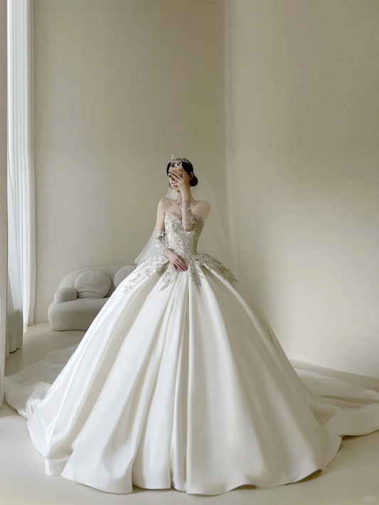 Princess Women's Wedding Dress With Gloves for Bride Lace Applique Sweetheart Brides Dress Sweetheart Ball Gowns AB881