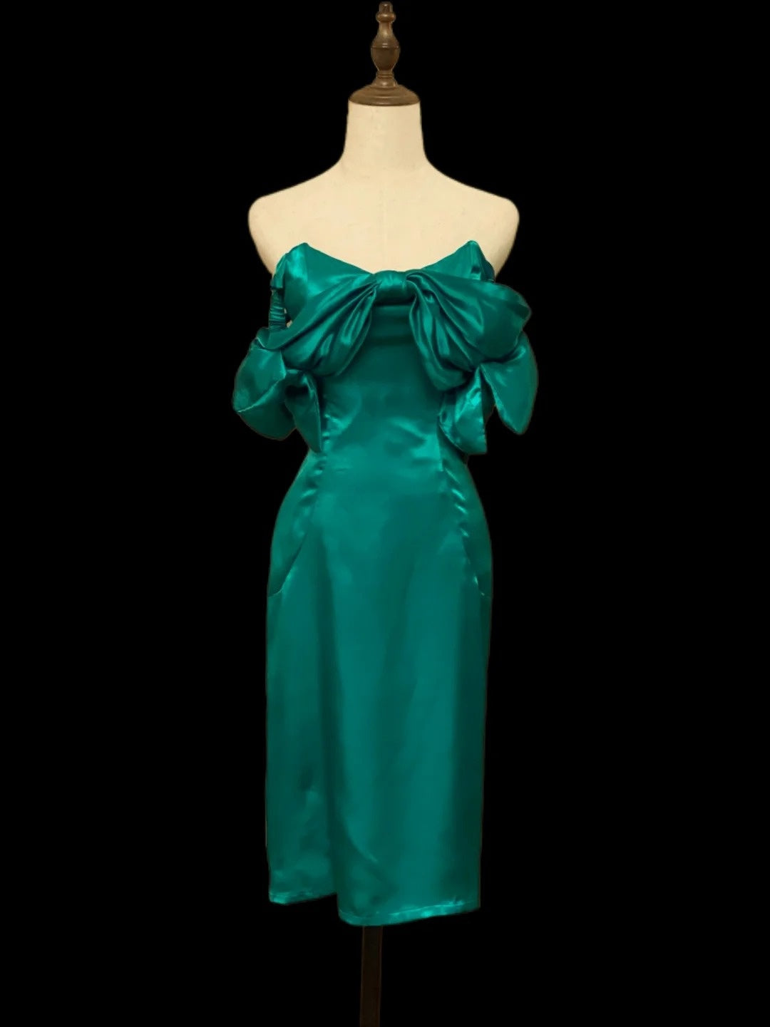 Modest Sheath Dark Green With Ruffles Senior Inspo 16th Birthday Outfits Homecoming Dresses RB4019