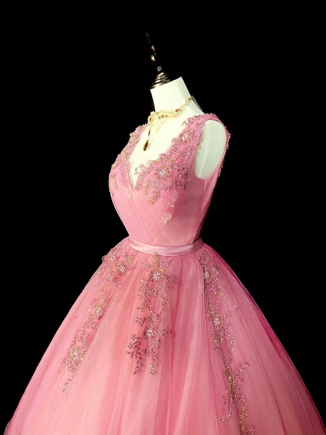 Modest Ball Gown V Neck Pink Tulle Long Prom Dresses Inspiration Party Gowns Princess Formal Dress N1298