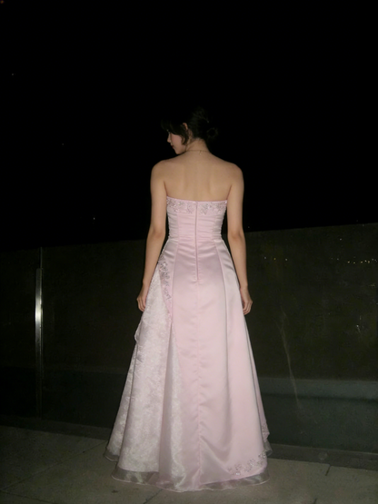 Vintage A-line Light Pink Strapless Prom Dress With Embroidery Evening Outfits Formal Dress N536