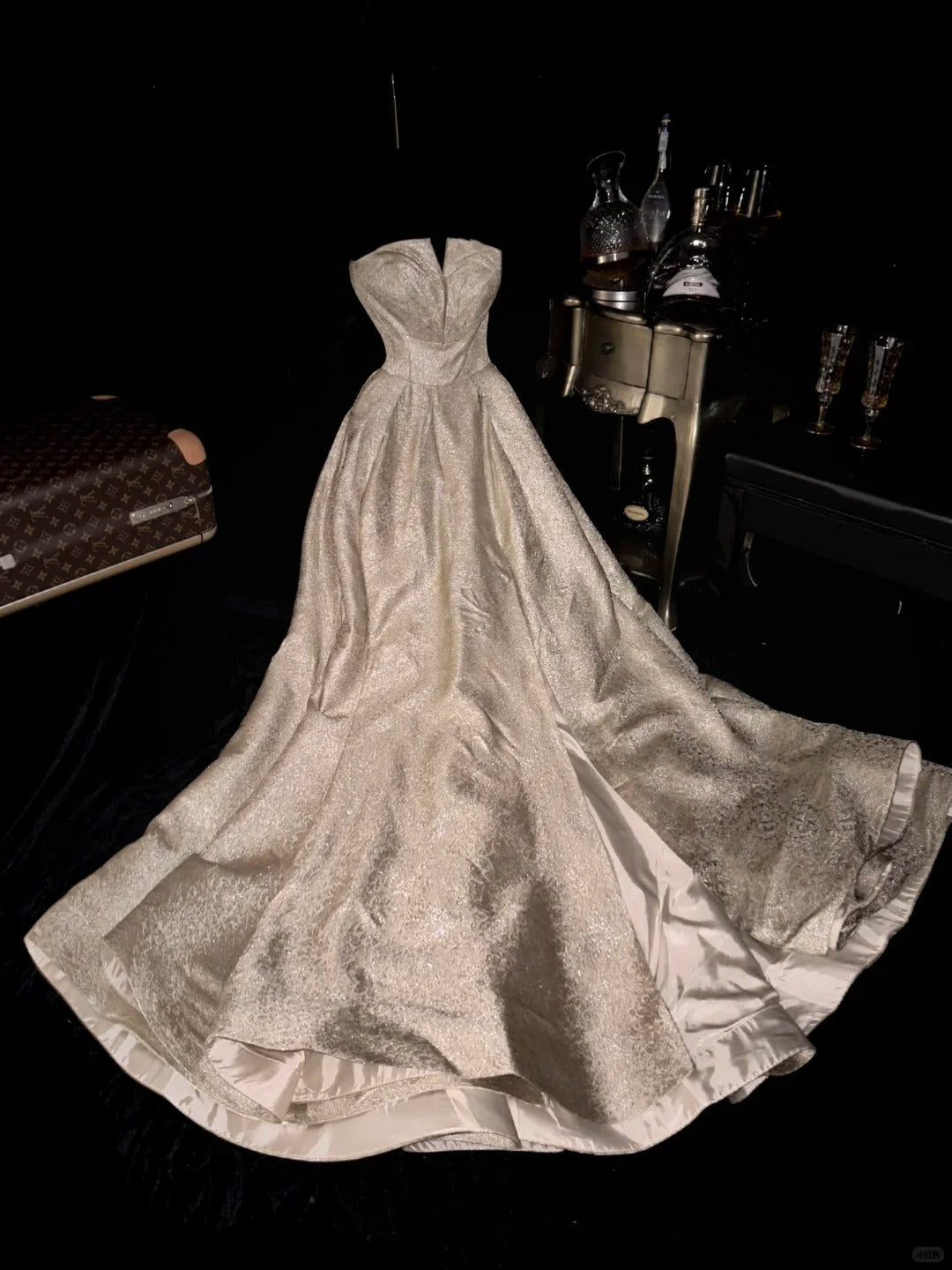 Classy Ball Gown Strapless Champagne Sleeveless With Slit Long Prom Dresses Formal Outfits Evening Night Gown RB8155