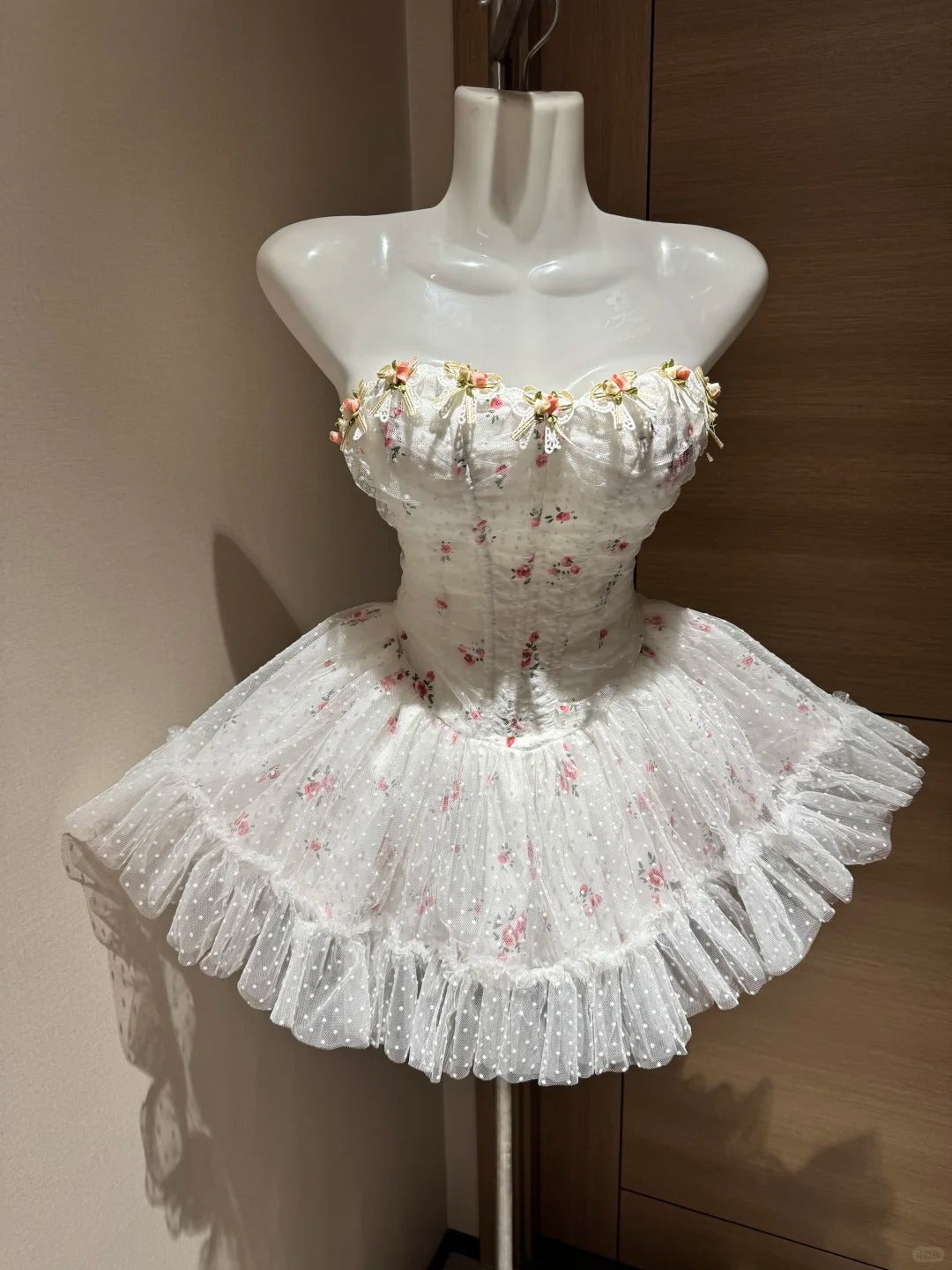 Cute Ball Gown Strapless White Tulle With 3D Flowers Short Night In Rio Inspo Hoco Dress Ideas Homecoming Dresses RB4040