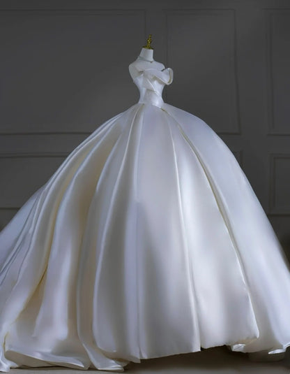 Timeless Wedding Dresses Ball Gown Strapless Satin Pleated Brides Dress With Corset Fitted Long Bridal Gowns AB2519