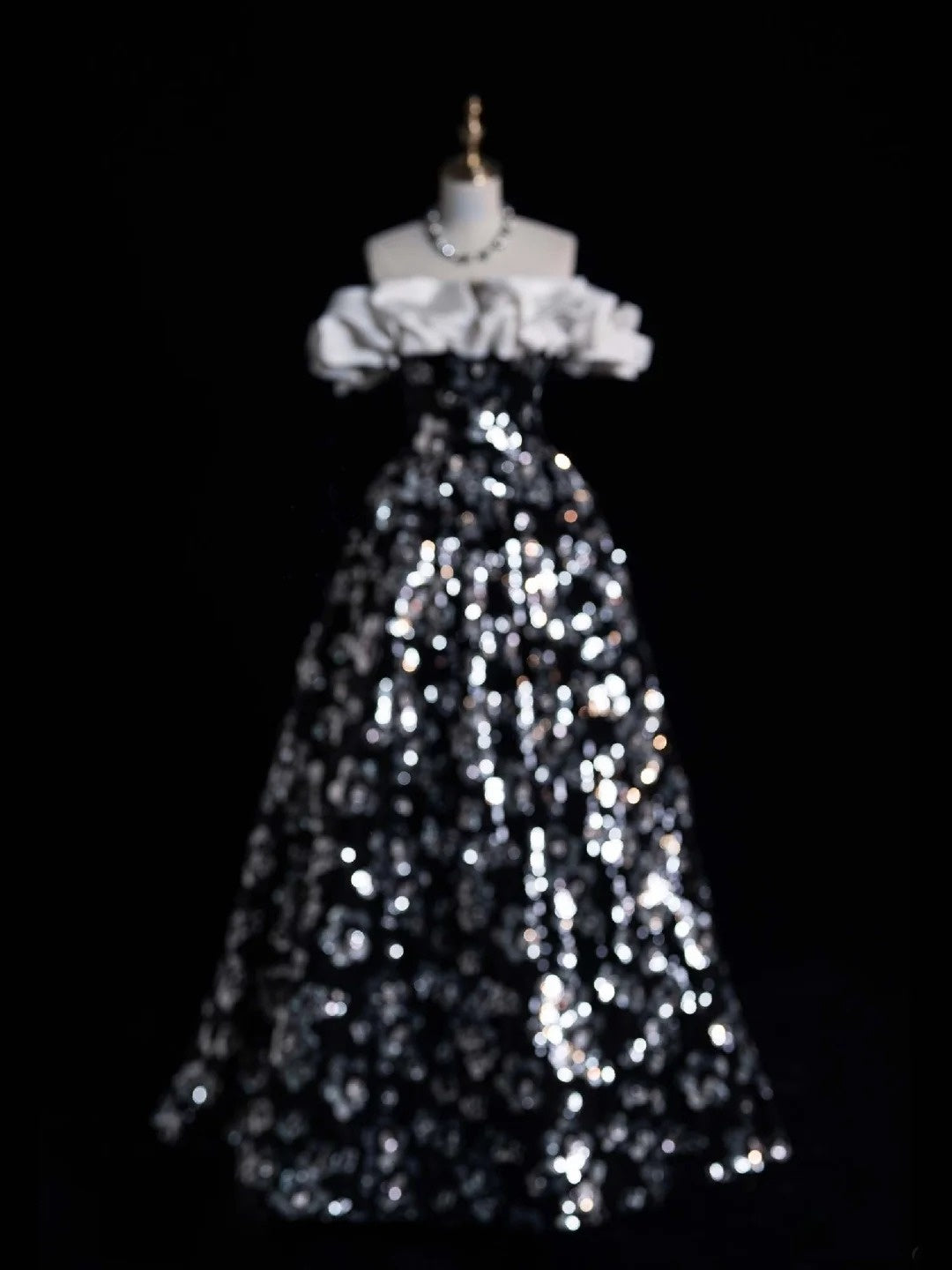Modest Ball Gown Off The Shoulder Black Floral Sequin College Formal Sweet 16 Outfit Long Prom Dresses For Teens N1166