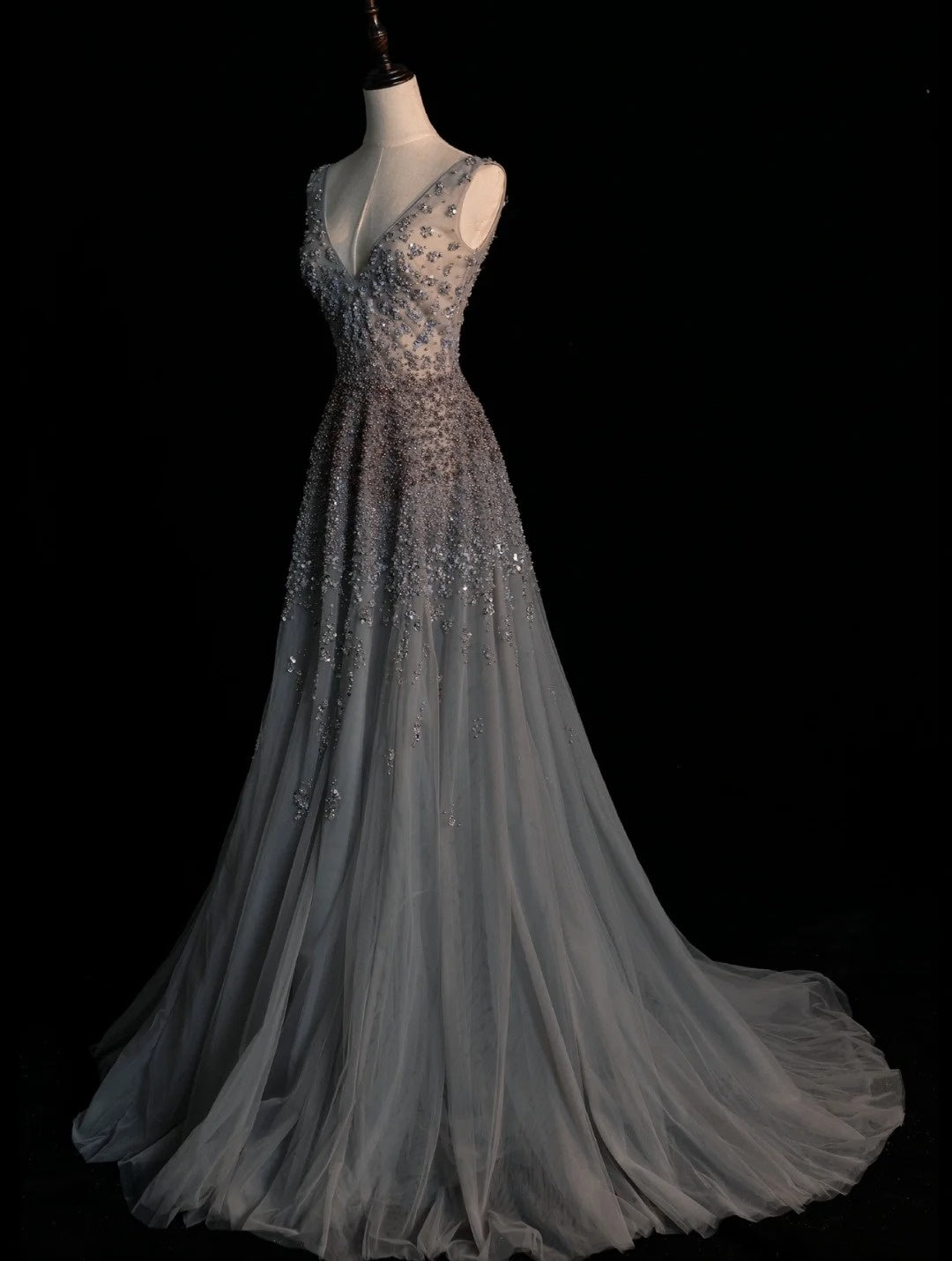 Modest A line V Neck Grey Tulle With Beadings College Formal Outfits Long Prom Inspo Graduation Dresses N1230