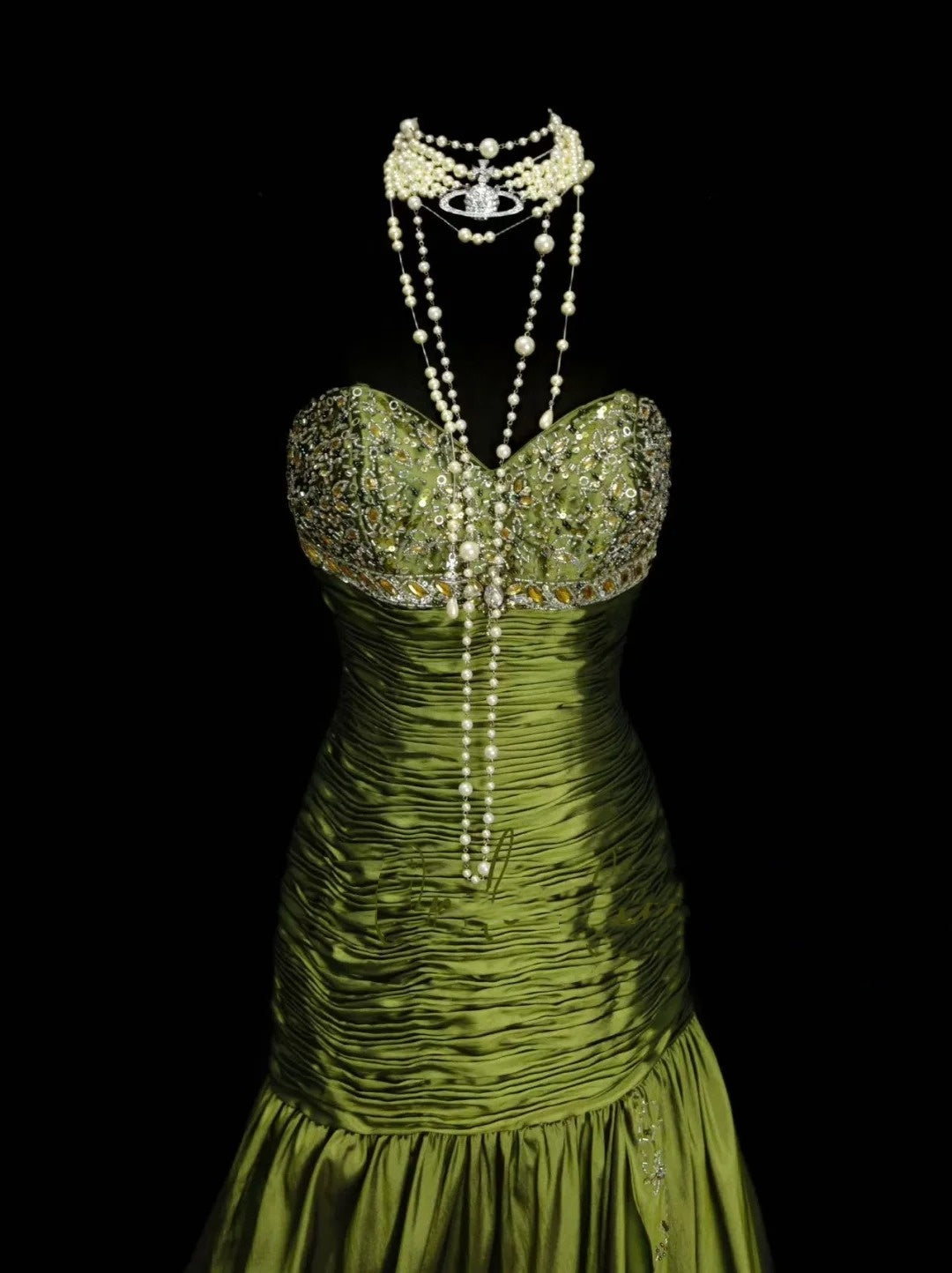 Vintage Prom Dresses Aesthetic Mermaid Sweetheart Green Satin With Beaded Crystals Bodice Inspo Formal Party Gowns N1825