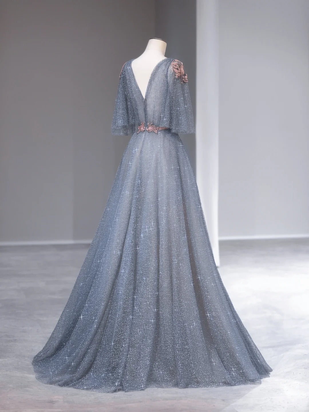 Ball Gown V Neck Dusty Blue Tulle Sleeveless With Beads Prom Dresses Formal Outfits RB3983