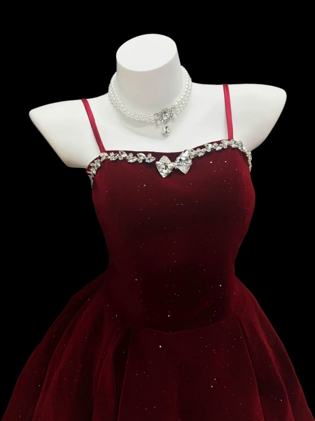 Beautiful Ball Gown Spaghetti Straps Burgundy Velvet 12th Grad Short Mini length Aesthetic Look Homecoming Dresses RB4354
