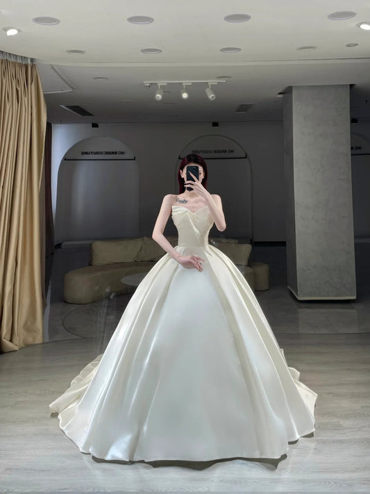 Modest Wedding Dresses Ball Gown Sweetheart Satin With Ruffle Long Bridal Gown N2985