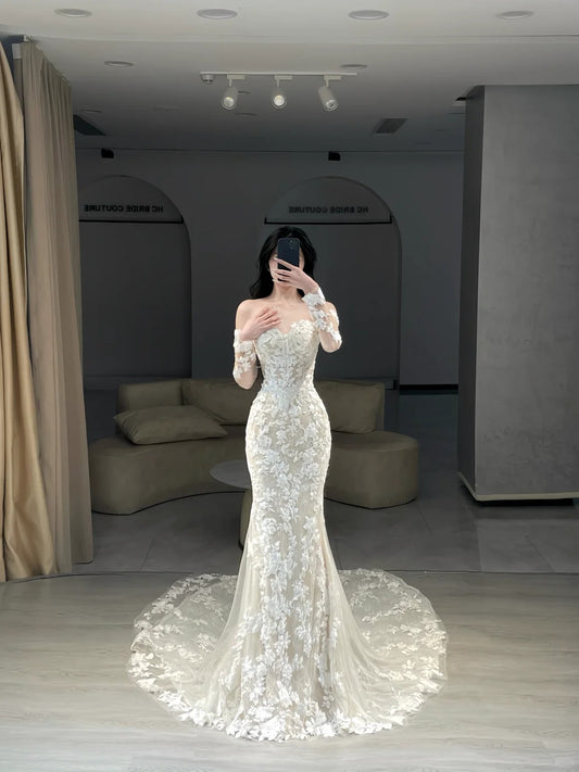 Simple Wedding Dresses Mermaid Sweetheart White Lace With Long Sleeves Bridal Gown N3077