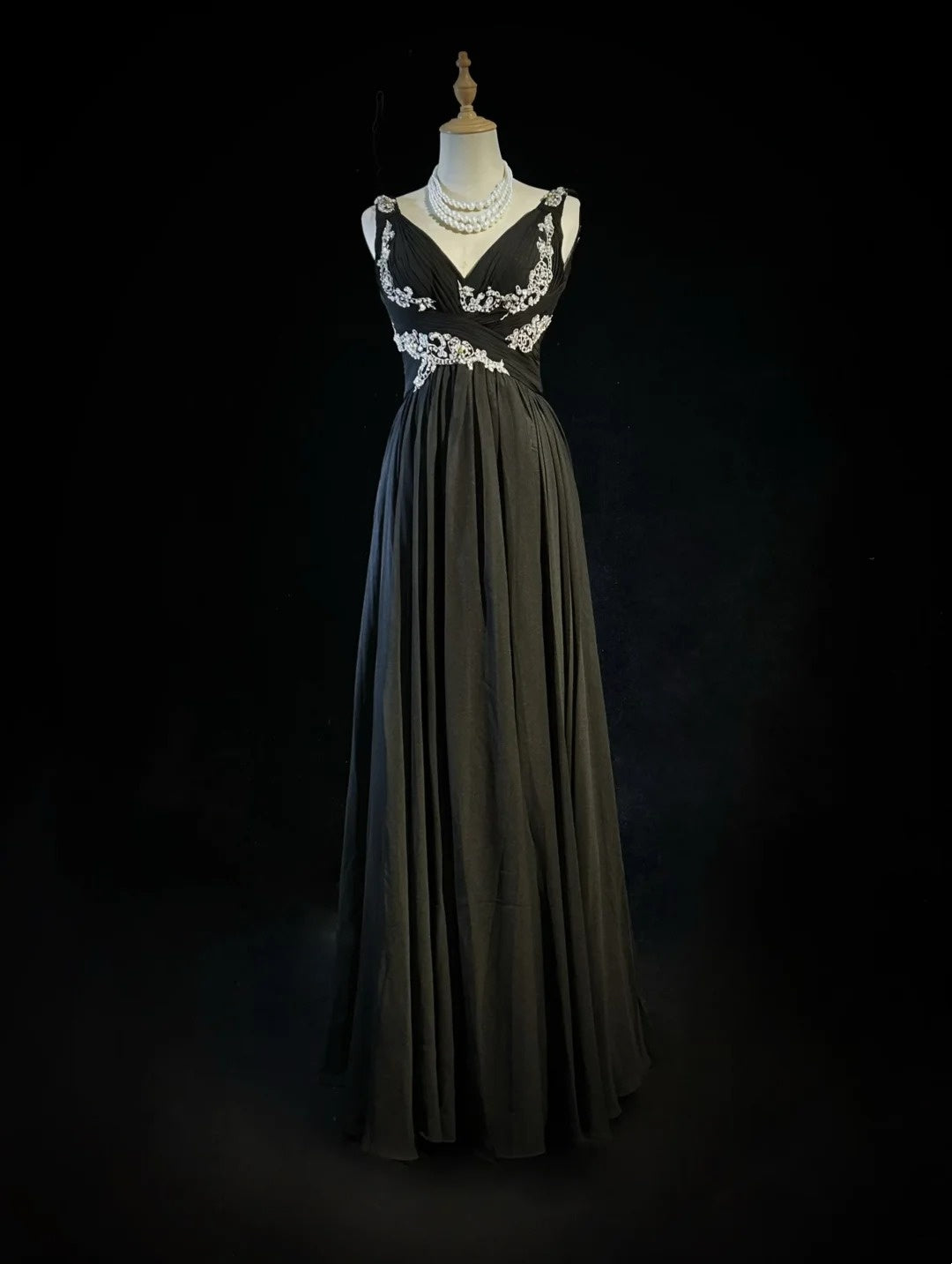 Vintage Prom Dresses A line V Neck Black Tie Chiffon 80s With Beading Long Formal Evening Outfits N4221