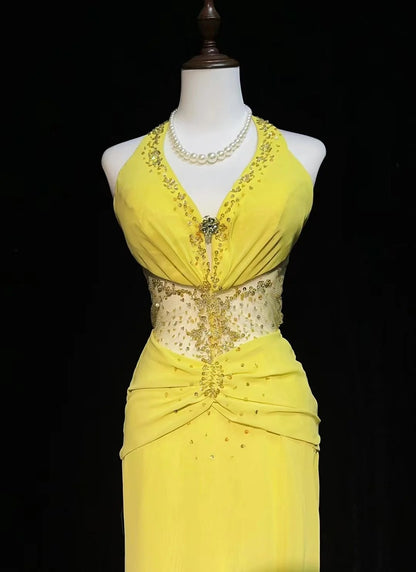 Vintage Prom Dresses A Line Halter V Neck Yellow Chiffon Backless 1990s Long Formal Evening Gown N2640