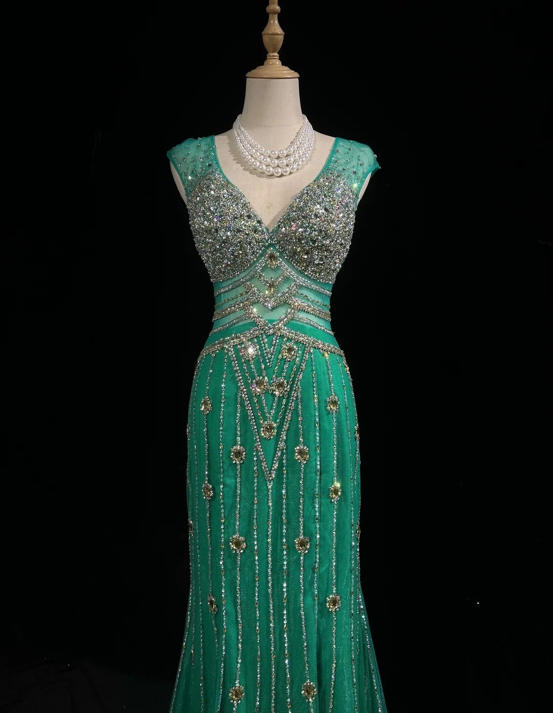 Vintage Mermaid V Neck Green Backless Open Backs Evening Long Prom Dresses Formal Outfits RB3941