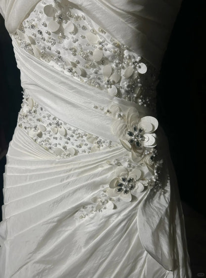 Princess Wedding Dress Ball Gown One Shoulder Satin Cream Ivory With Tiered Bridal Gown for Big Day RC0131