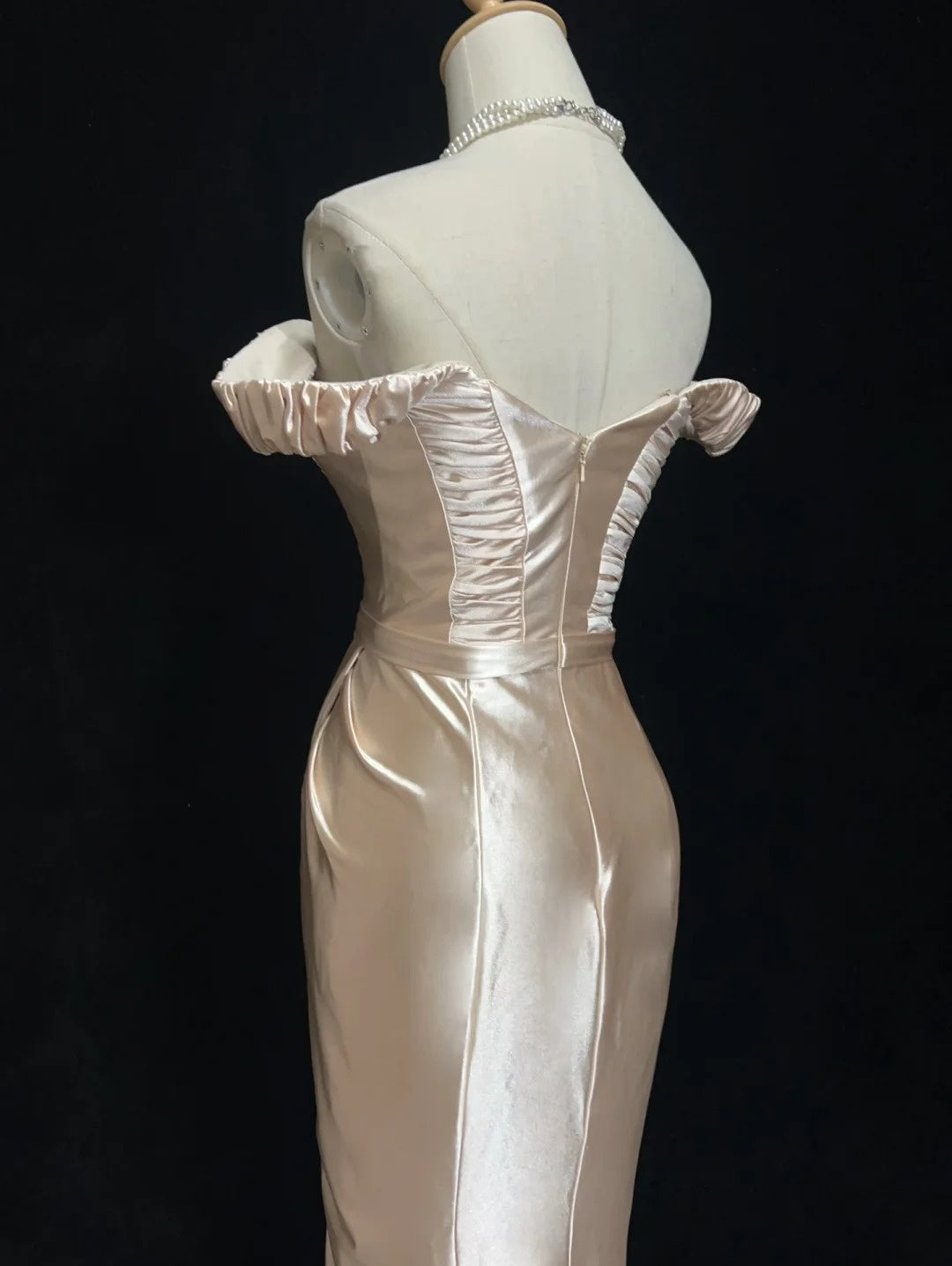 Vintage 90s Prom Dresses Mermaid Off The Shoulder Champagne Satin Long Prom Gown N3010