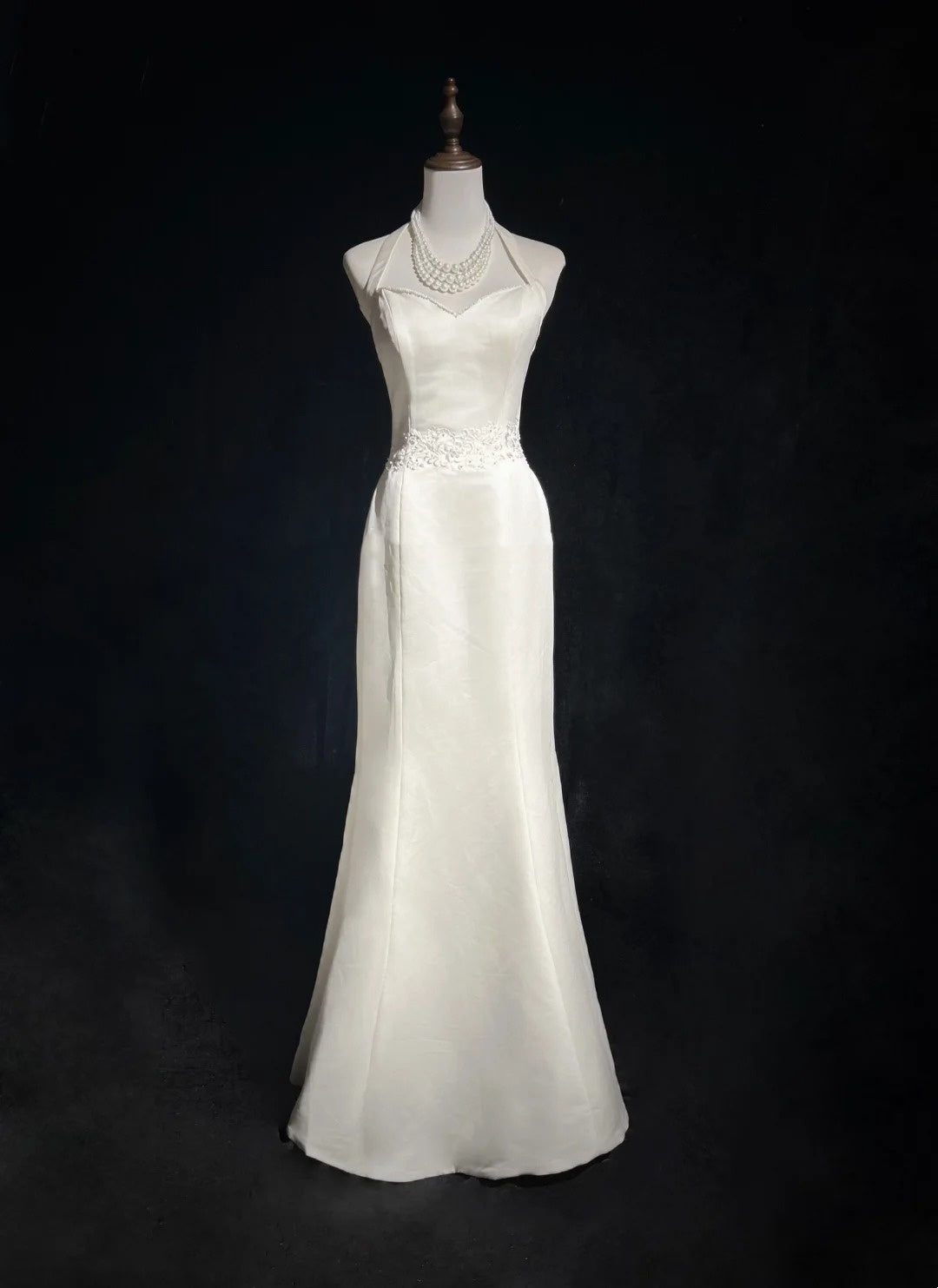 Unique Wedding Dresses Mermaid Halter Satin Boho Embroidery White Long Bridal Gown N3290