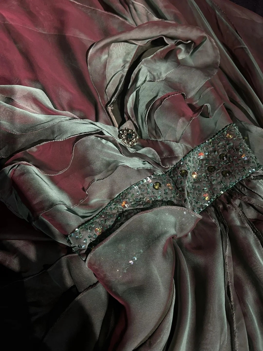 Classy Prom Dresses A line V Neck Green Tiered Layers Chiffon With Ruffle Long Formal Dress N2897