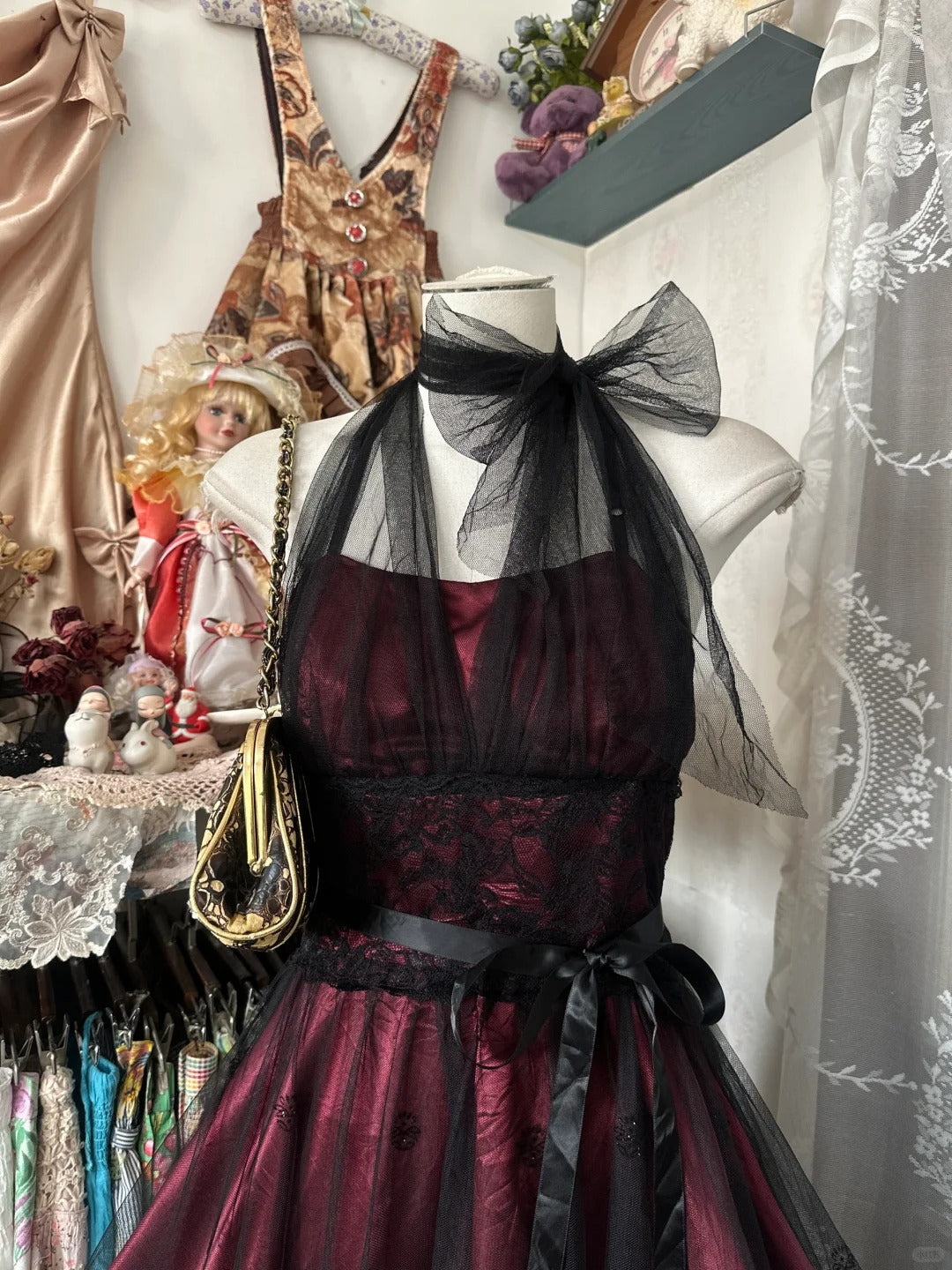 Simple A line Halter Burgundy Black Lace Satin Short Graduation Birthday Gown Homecoming Dresses N3722