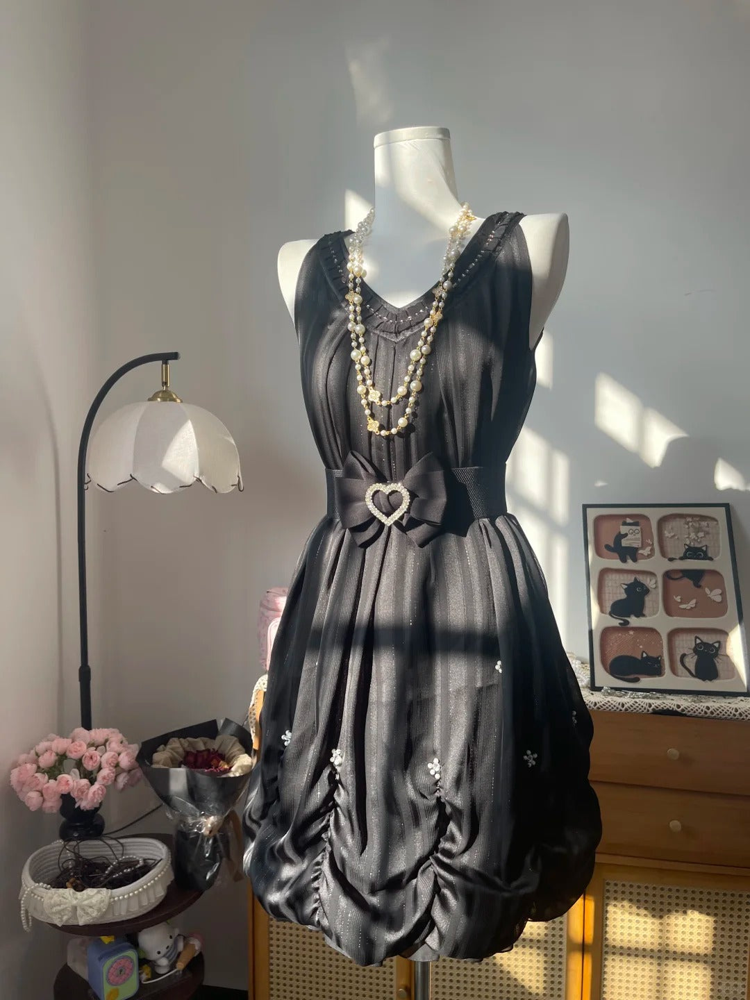 Vintage A line V Neck Little Black Dress With Bow 16th Birthday Homecoming Dress Graduation Outfit RB6793