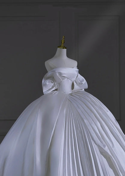 Timeless Wedding Dresses Ball Gown Strapless Satin Sleeves Pleated Brides Dress With Train Corset Fitted Long Bridal Gowns AB2475