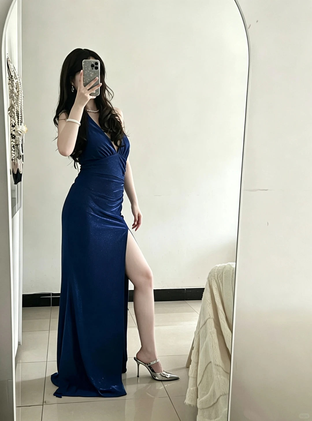 Pretty Mermaid V Neck Royal Blue Sequin Spring Summer Event Outfits Wedding Guest Dresses RB3971
