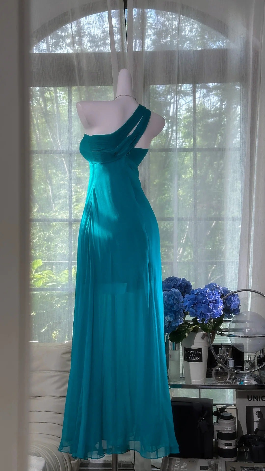 Charming Prom Dresses Mermaid Halter Blue With Beading Long Evening Outfits N3573
