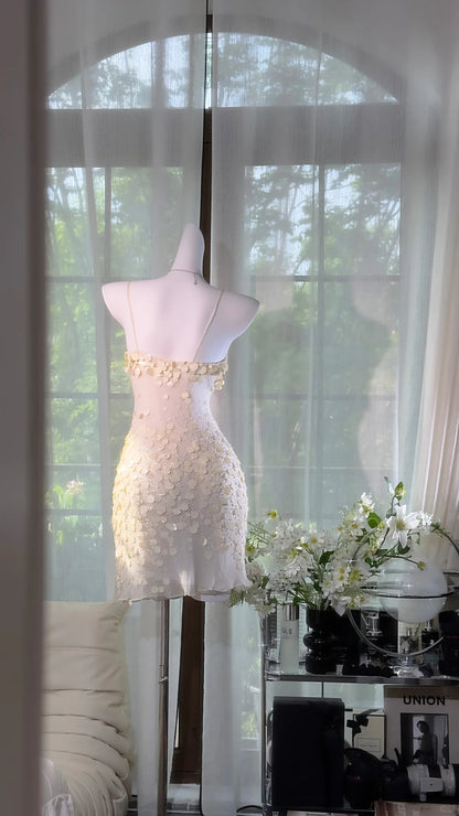 Cute Sheath Spaghetti Strap White Short Ideas 16th Birthday Dress Homecoming Outfits N3549