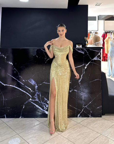 Modest Senior Prom Dresses High Schools Inspiration Mermaid Off The Shoulder Sequin Gold With Slit Semi Formal Grad Long Prom Dress For Teens AB2118