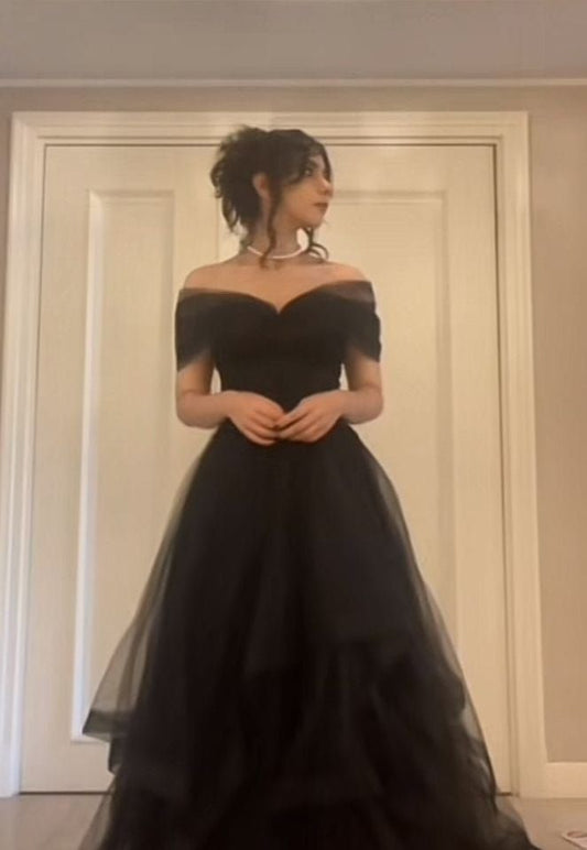 Elegant Ball Gown Off The Shoulder Black Tulle Pleated Long Evening Prom Dresses AB715