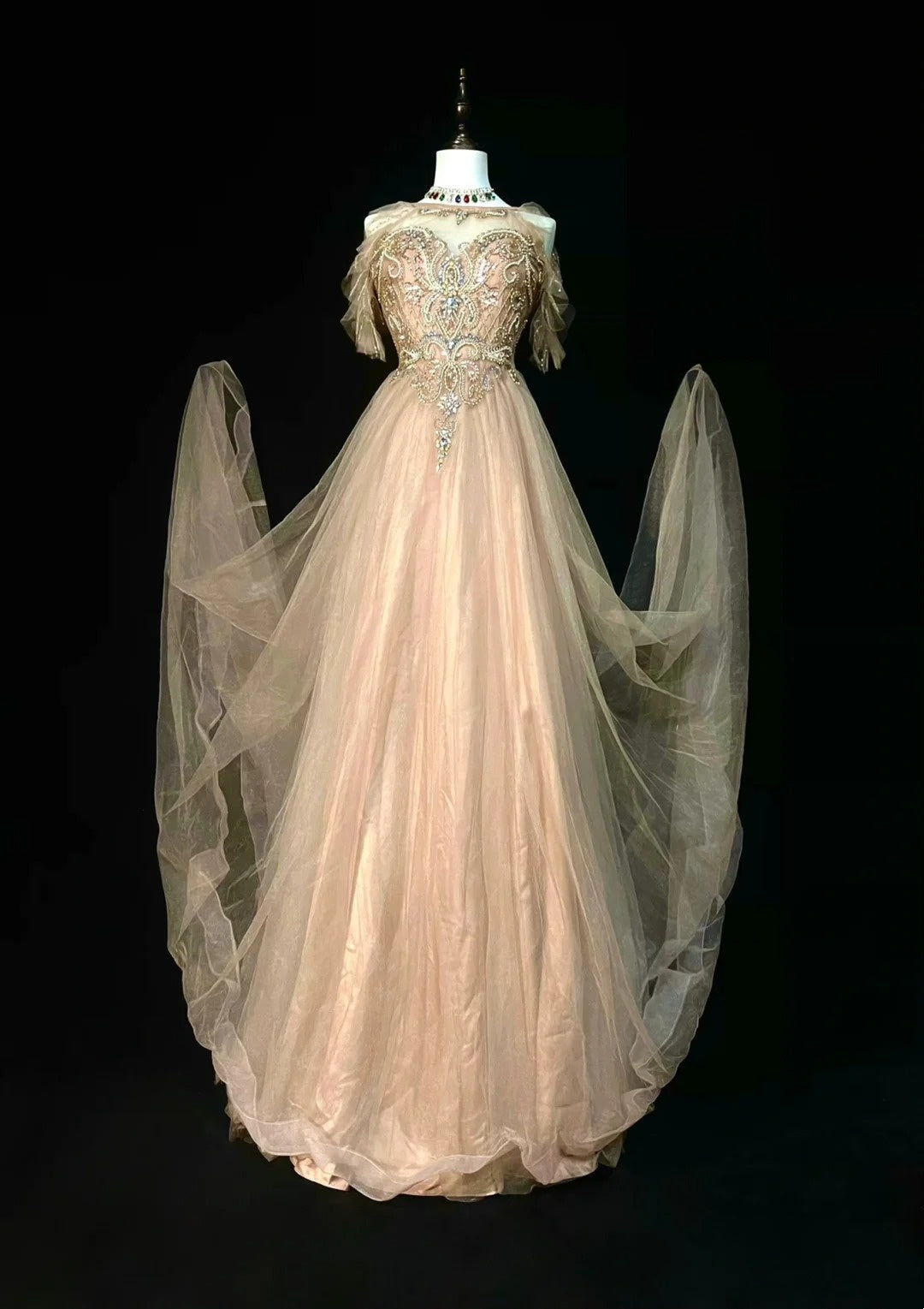 Modest A line Jewel Champagne Tulle With Beaded Bodice College Formal Outfit Long Prom Graduation Dresses For Teens N1301
