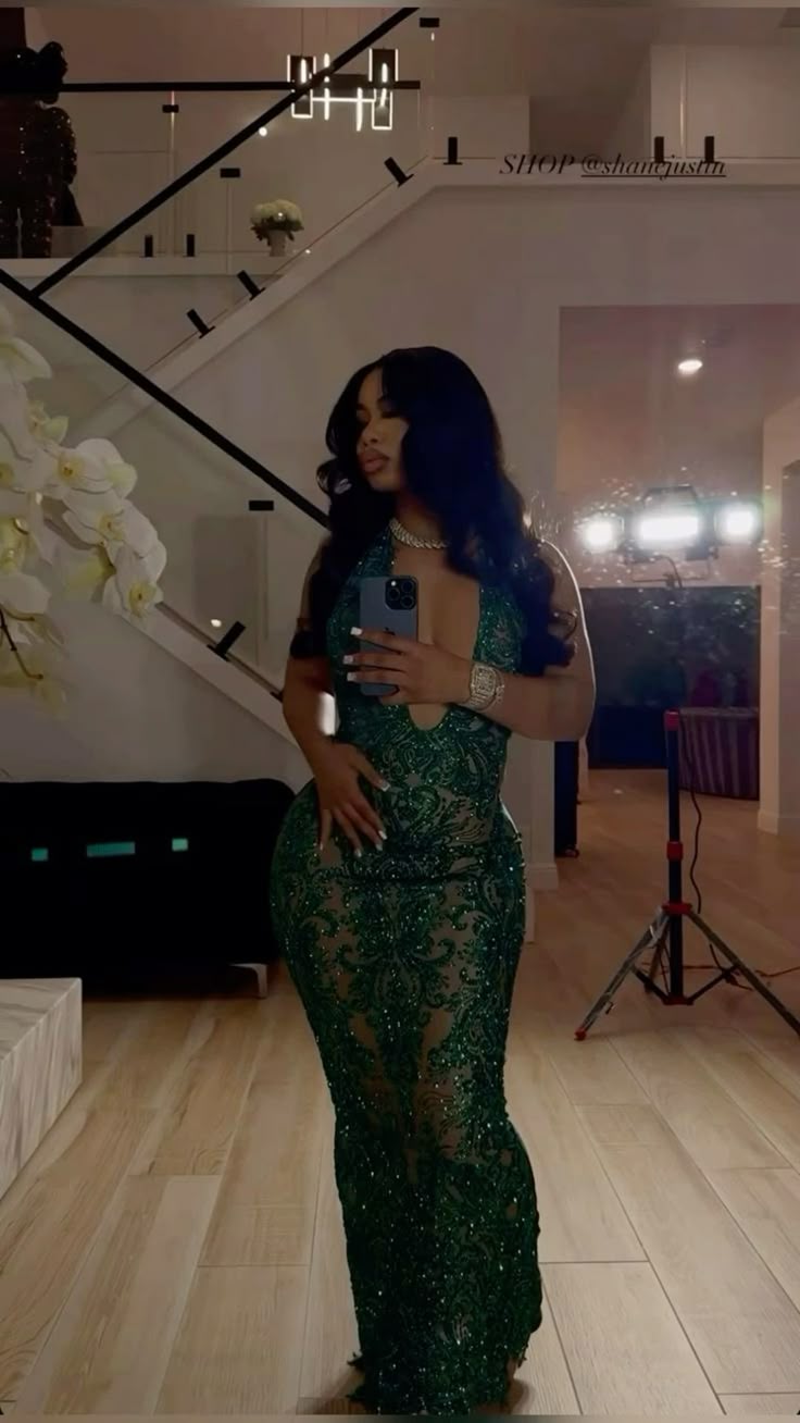 Prom Dress Mermaid V Neck Emerald Green Sequin Floor Length High School Graduation Party Dress RC1005