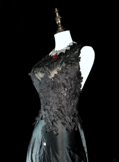Vintage Prom Dresses Aesthetic A line Scoop Black Satin With Appliques Long Formal Dress N2159