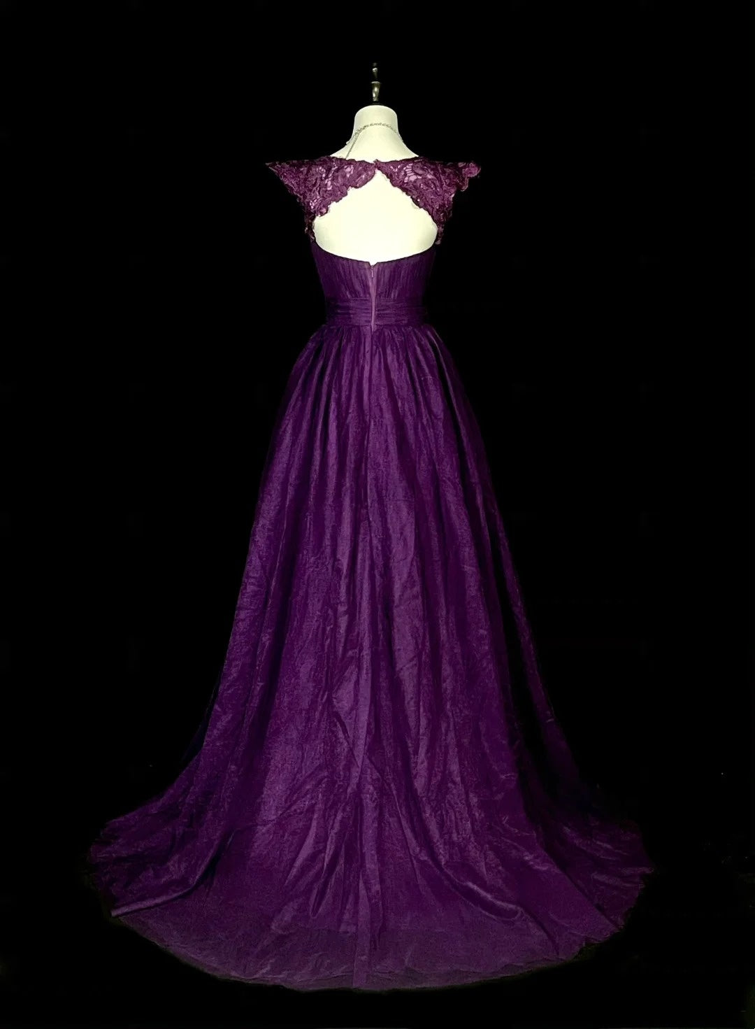 Modest A line Sweetheart Grape Chiffon Sleeveless Senior Prom Dresses High School Long Formal Dress N1377