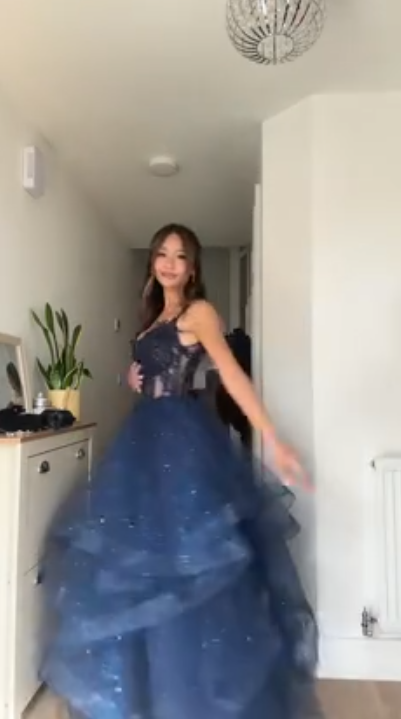 Unique Ball Gown Spaghetti Straps Navy Blue Tulle Lace Prom Dresses Party Dress 21st Birthday Outfits Graduation Dress RB896