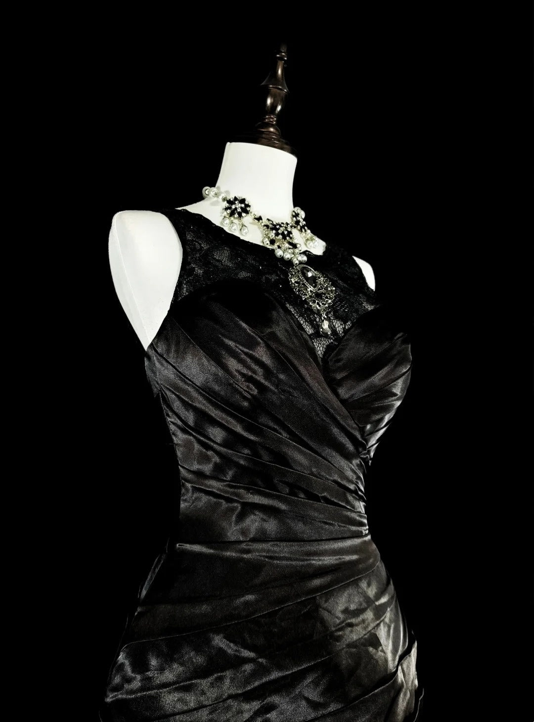 Vintage 1960s Boat Neck Sleeveless Satin Pleated Mermaid Long Prom Dresses N1574