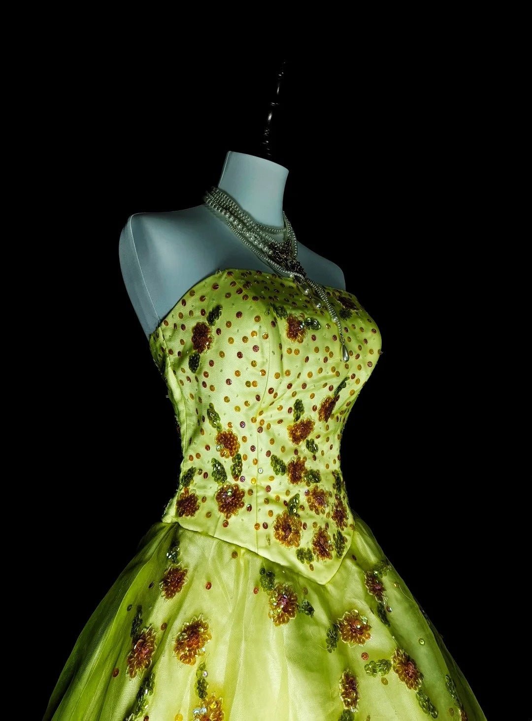 Chic Ball Gown Strapless Green Tulle With Beaded Long College Formal Outfit Prom Graduation Dresses For Teens N1379