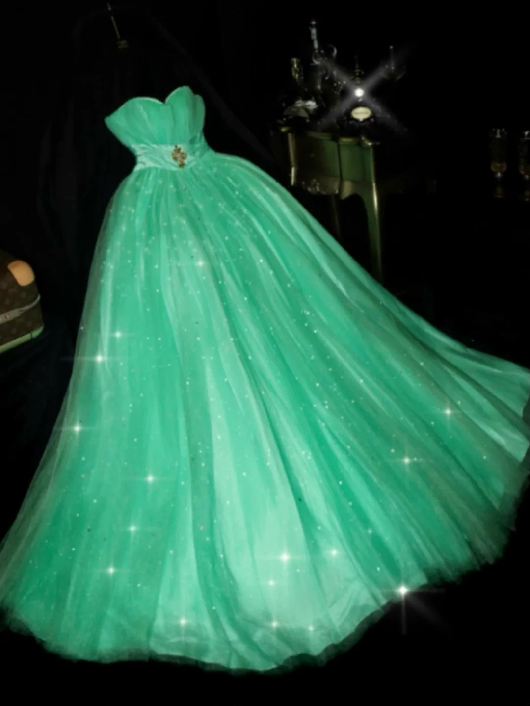 Glamorous Ball Gown Sweetheart Green Tulle School Dances Prom Dresses 8th Grade Formal Outfits Evening Dress RB8402