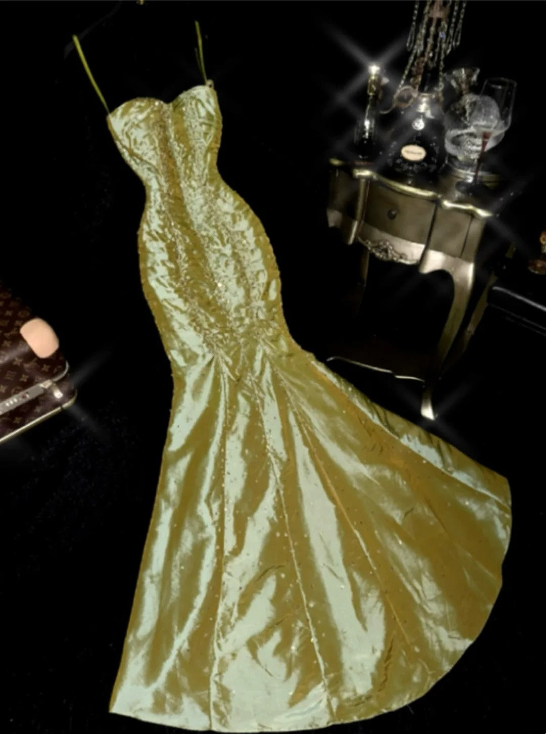 Dreamy Mermaid Spaghetti Straps Gold Satin With Beading School Dances Prom Dresses 8th Grade Formal Outfits Evening Dress RB8403