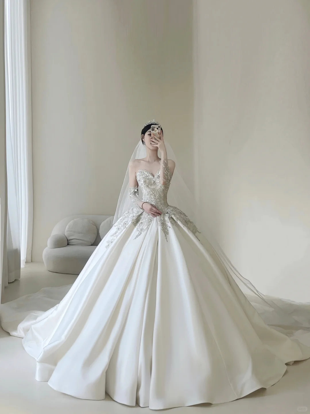 Princess Women's Wedding Dress With Gloves for Bride Lace Applique Sweetheart Brides Dress Sweetheart Ball Gowns AB881